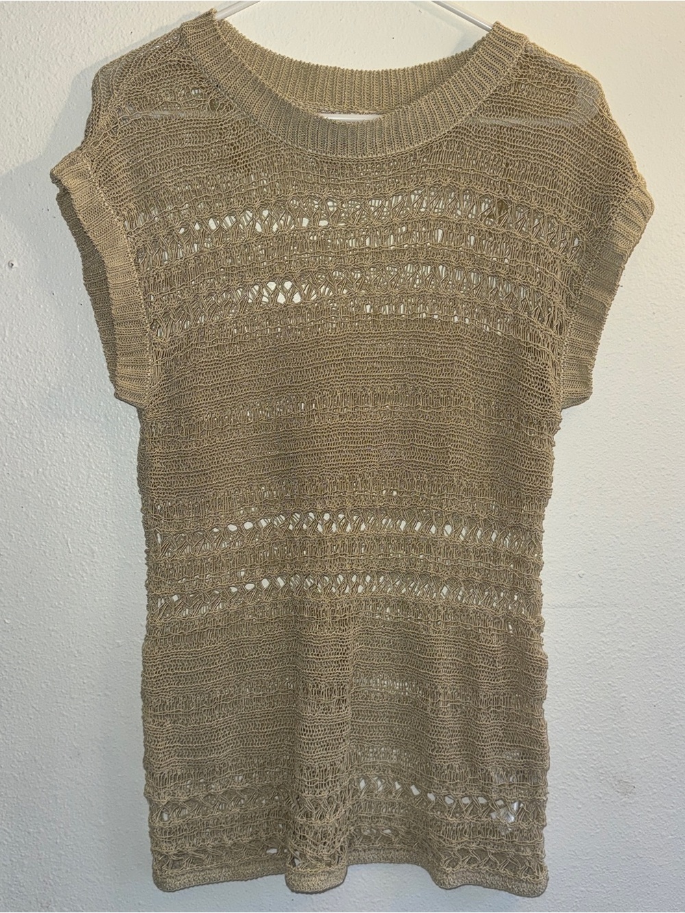 Anne Klein Goldish-Tan Open Knit Cap Sleeve sweater Top, sz M